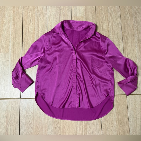 Daily Drills Silky Button Down - Picture 2 of 5